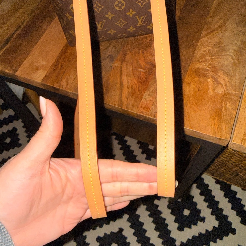 Louis Vuitton Montsouris PM Backpack 💕 ❤️ - Picture 13 of 16